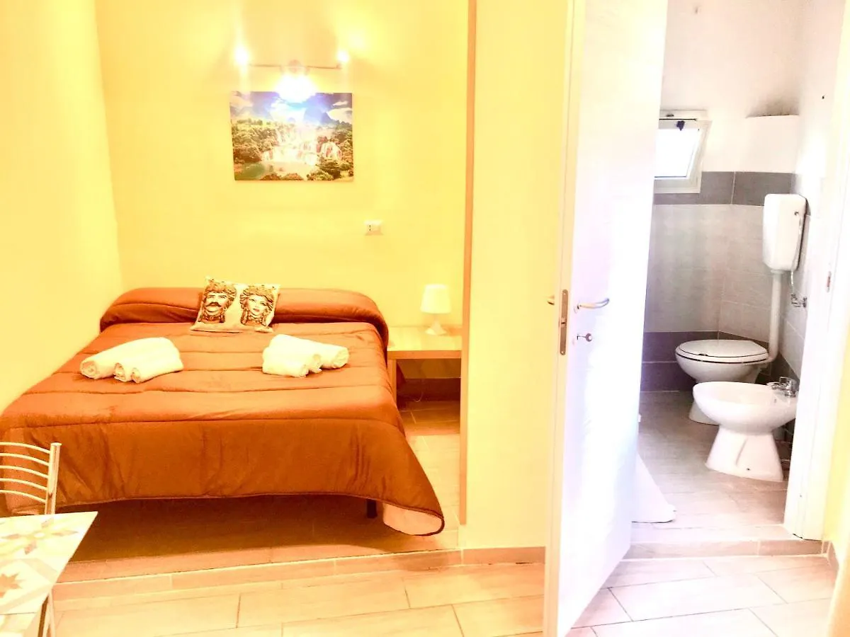 Al Centro Di Tutto Hotel Catania Italy